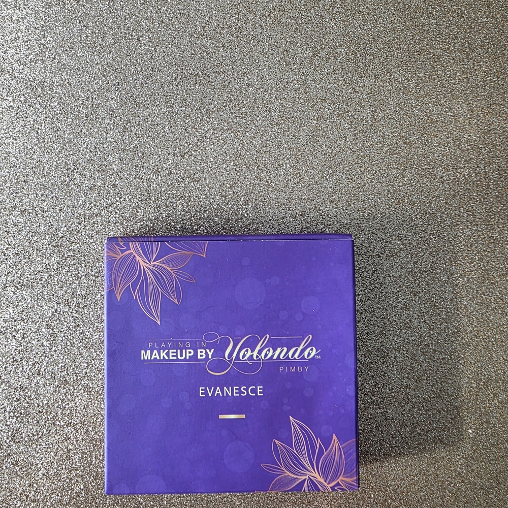 Makeup Palette by Yolondo - Purple Evanesce